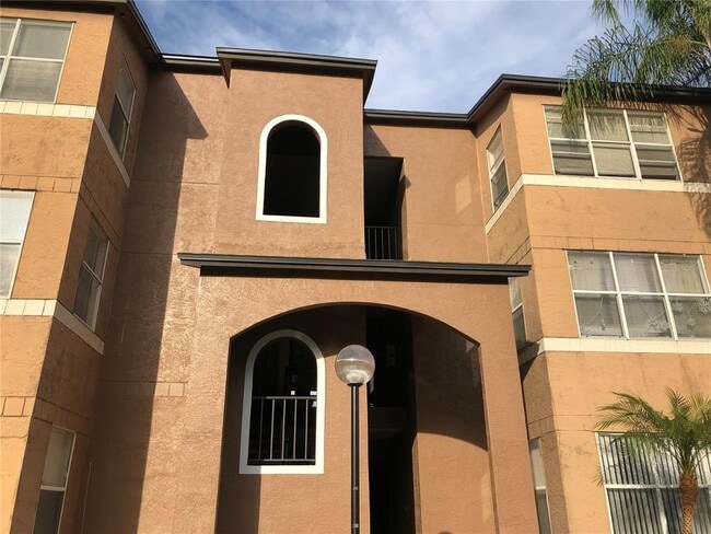 Building Photo - 4630 Commander Dr