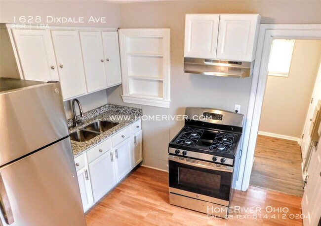 Building Photo - Check out this nice 2 BD/1 BA home