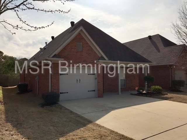 Building Photo - 4229 Willow Brook Cir