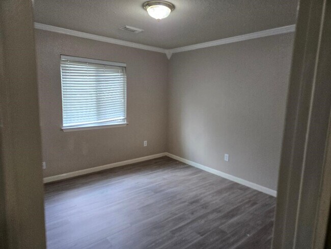 Building Photo - 3162 Crossout Ct