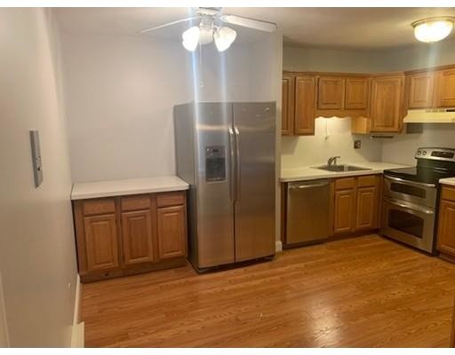 Primary Photo - 980 Plain St