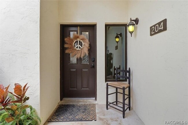 Building Photo - 1637 SE Paradise Cir