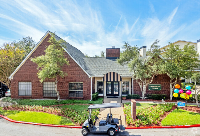 Building Photo - Park at Wells Branch Apartments