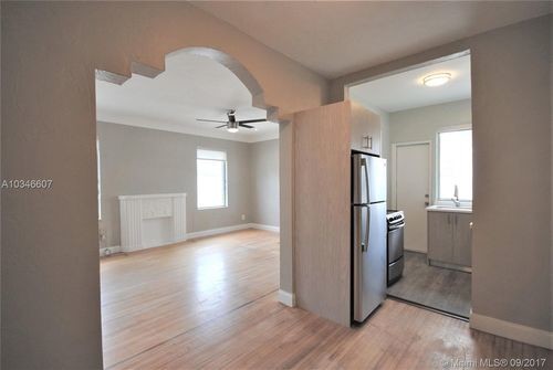 Building Photo - 531 76th St