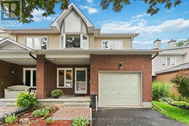 Building Photo - 76 Hunters Glen Crescent