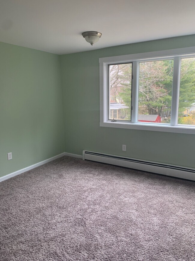 Bedroom - 71 Chesley Ave
