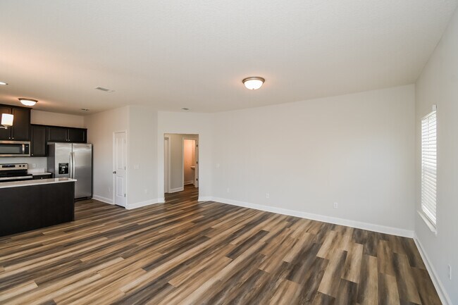 Foto del edificio - 812 Marne Blvd