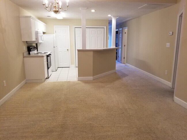 Foto del edificio - 316 Caldwell Cir