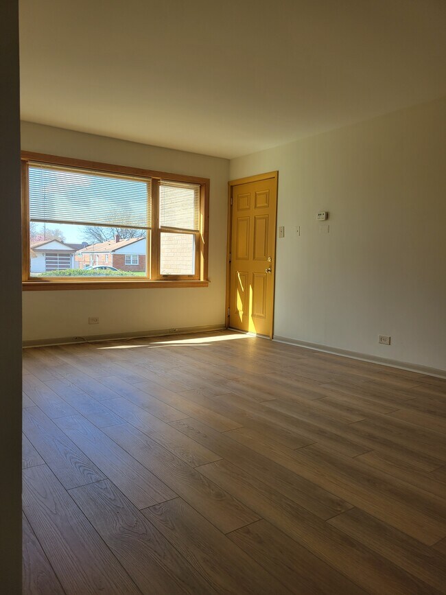 Living Room - 3166 W Meadow Lane Dr