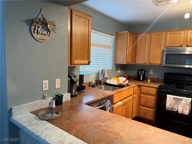 Foto del edificio - 6054 Peaceful Creek St