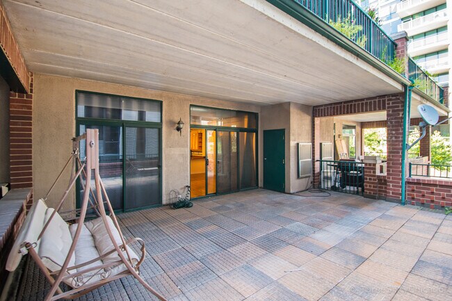 Foto del edificio - 841 W Monroe St