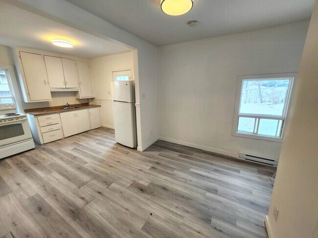 Photo du bâtiment - 9-9 Courtenay Ave