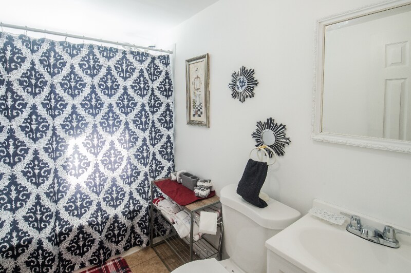 Foto del edificio - 138 Neighborhood Rd