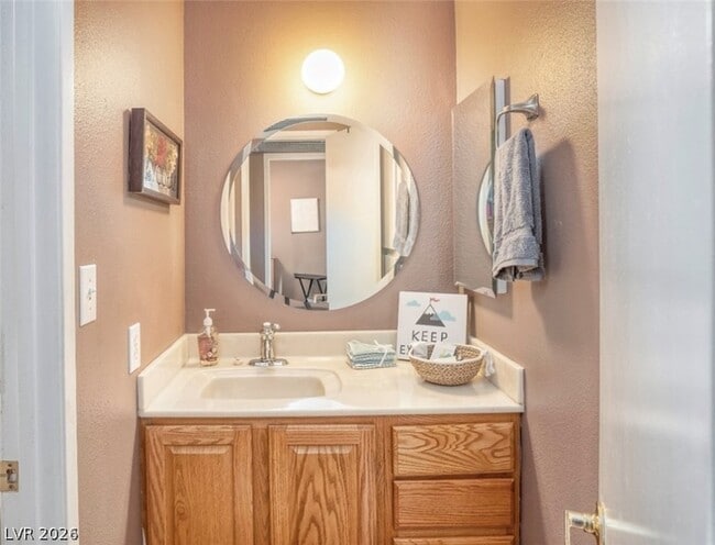 Foto del edificio - 4674 E Monterey Cir