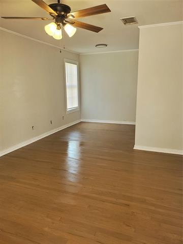 Foto del edificio - 516 W Beach St