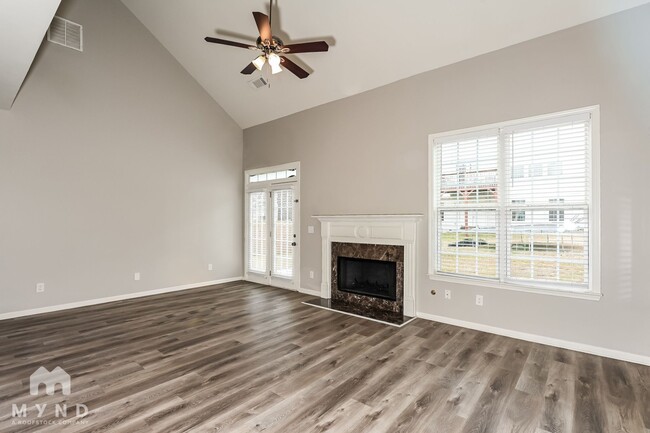 Building Photo - 575 Briarhurst Ct
