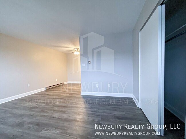 Foto del edificio - 25 Sunbury Estates