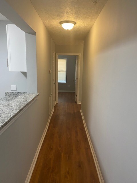 Foto del edificio - Total electric, First floor condo located ...