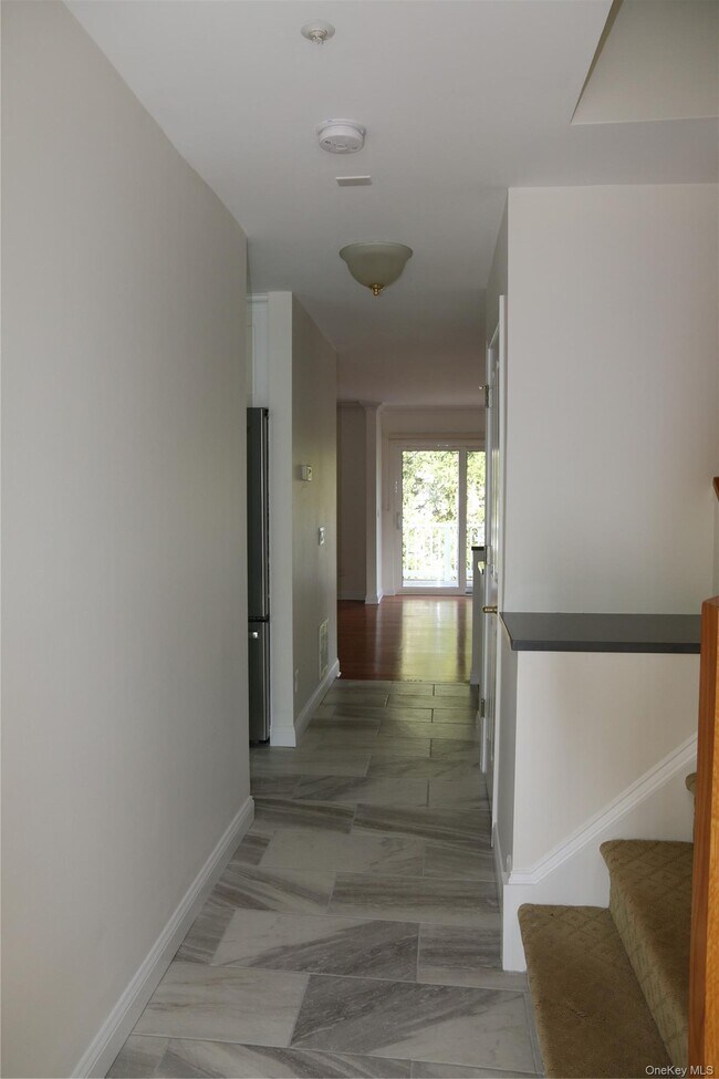 Foto del edificio - 140 Winding Ridge Rd