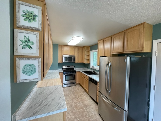 Primary Photo - 212 W Marydale Ave