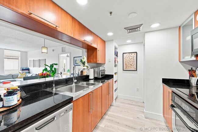 Foto del edificio - 610 W Las Olas Blvd