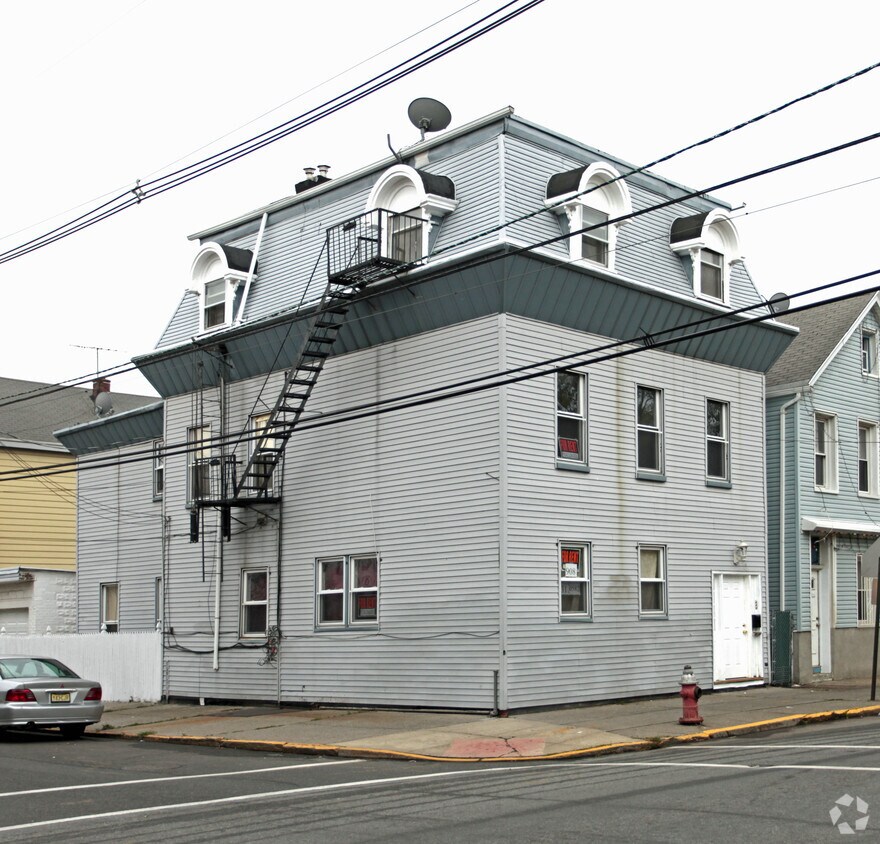 115 2nd St, Elizabeth, NJ 07206 Apartments in Elizabeth, NJ