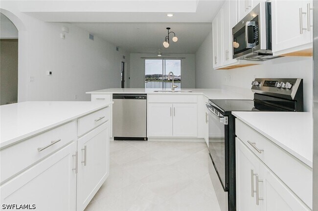 Foto del edificio - 5583 Double Eagle Cir