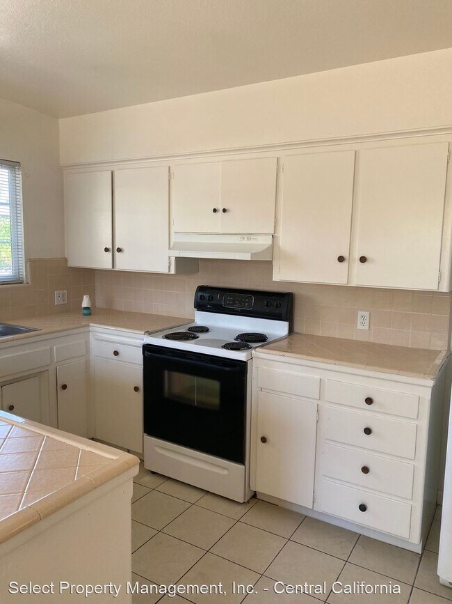Foto del edificio - 1 br, 1 bath House - 47 West K St