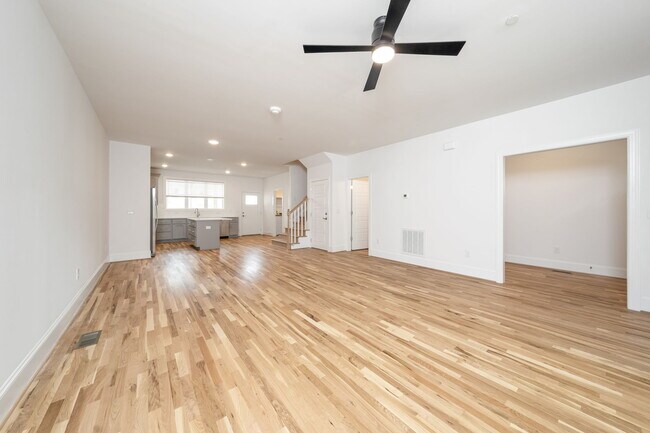 Foto del edificio - 3818 Lands End Ct