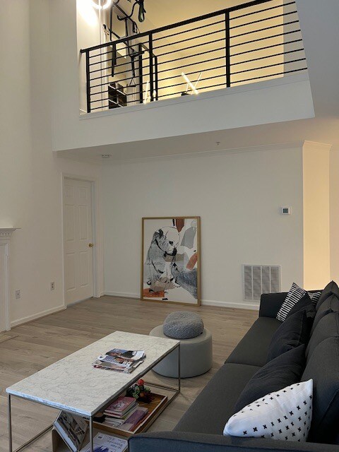 Sala de estar - 121 Timberbrook Ln