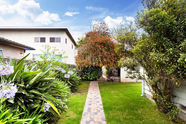 Building Photo - 1339 Appleton Way