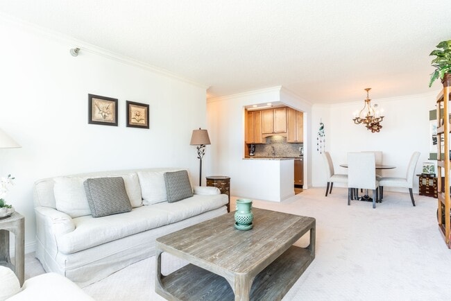 Building Photo - 195 N Harbor Dr