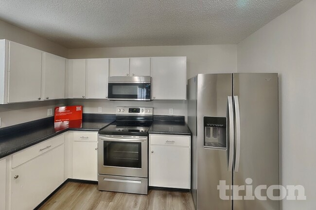 Building Photo - 6238 Monteo Ln