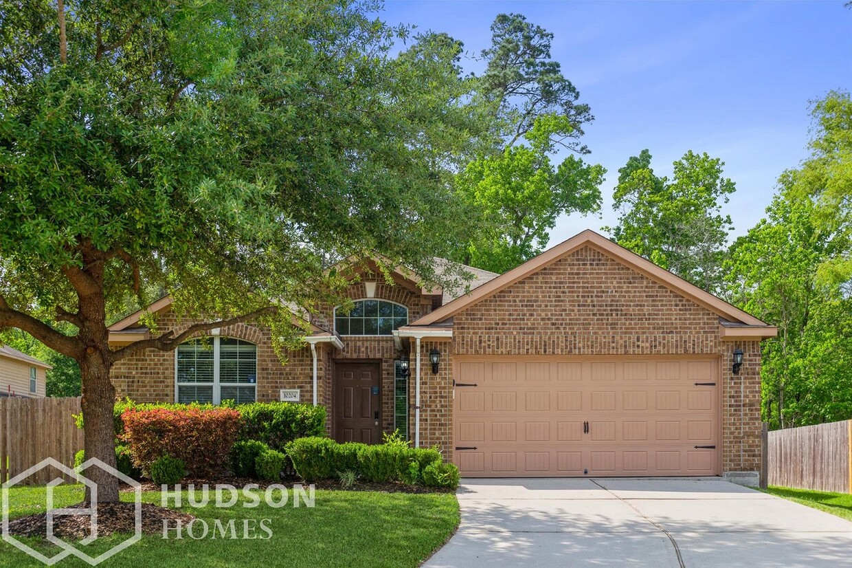 Foto principal - 10204 Wood Fern Court, Conroe, TX 77385 - ...