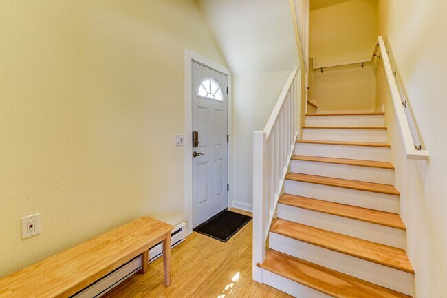 Building Photo - 4597 Apple Way