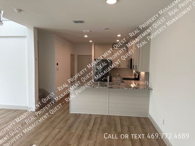 Foto del edificio - 4553 Cypress Thorn Dr
