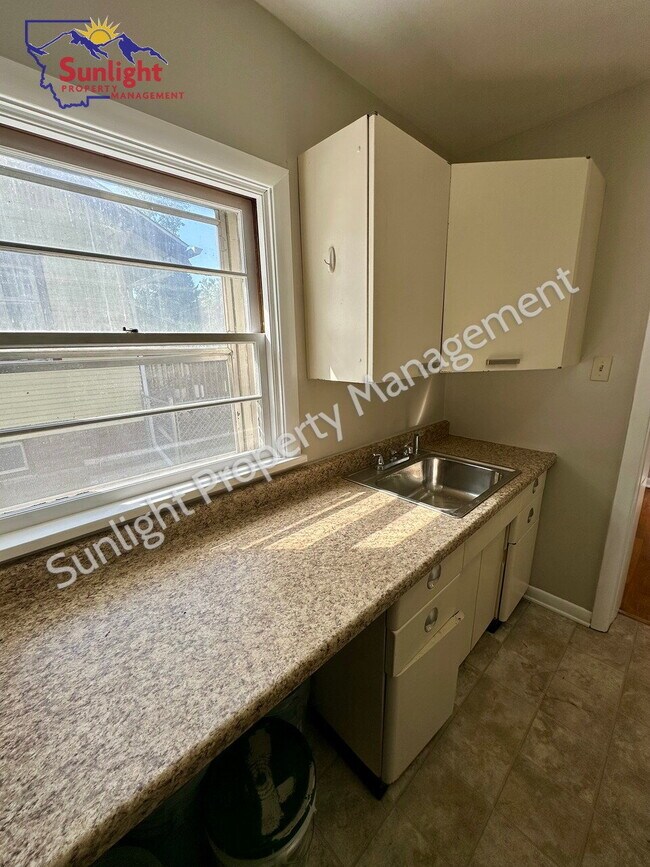 Foto del edificio - Charming Studio Apartment –Near Hospital!