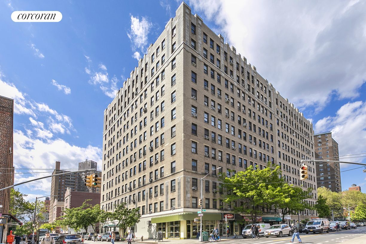 Foto principal - 141 E 3rd St