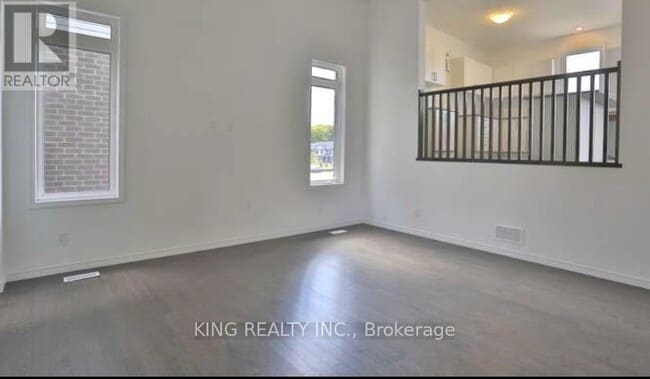 Building Photo - 925 Tartan Ct