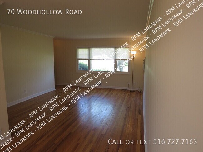 Foto del edificio - 70 Woodhollow Rd