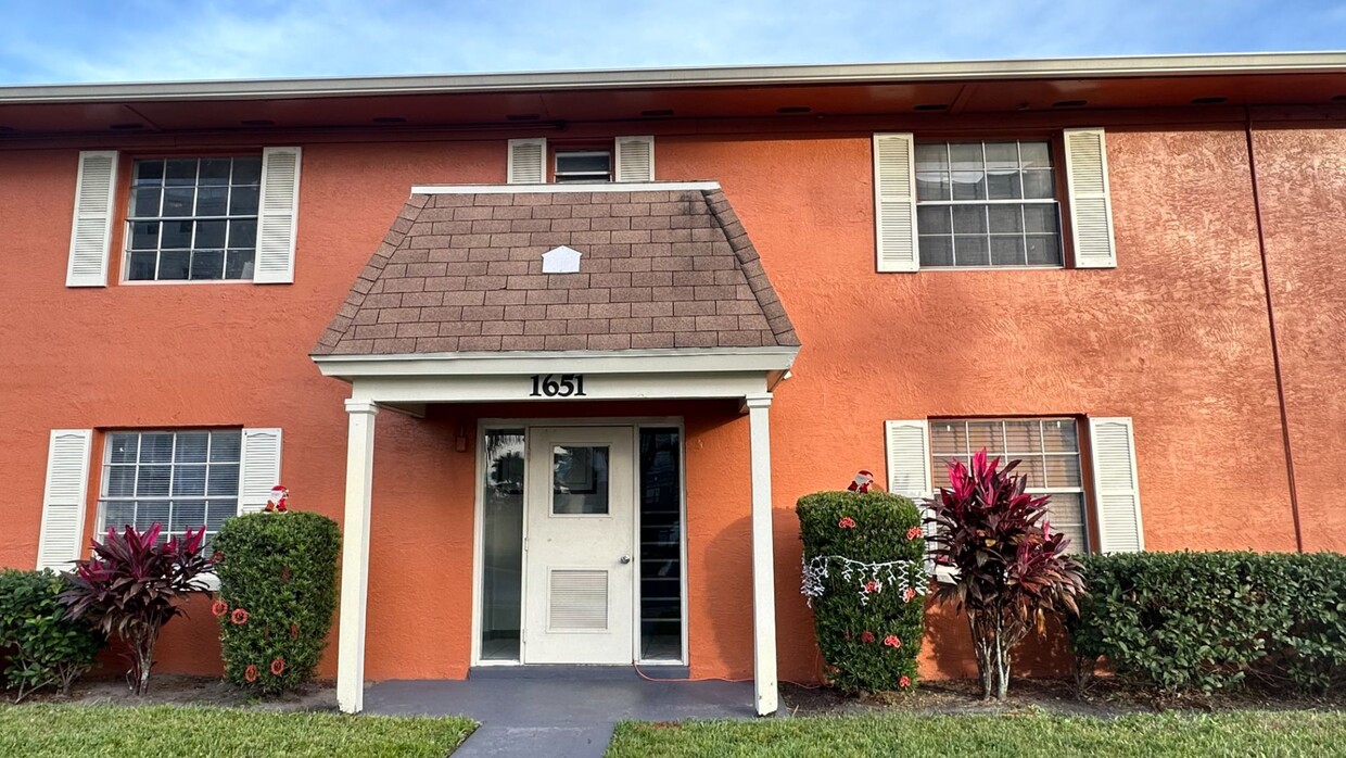 Foto principal - 1651 W Oak Ridge Rd Unit A Orlando, FL 32809