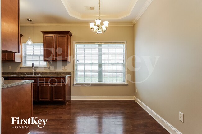 Foto del edificio - 2057 Highview Way