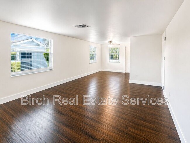 Foto del edificio - 5844 Georgia Ave