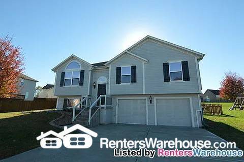 Primary Photo - 4 Bed 3 Bath For Rent In Kearney! Availabl...