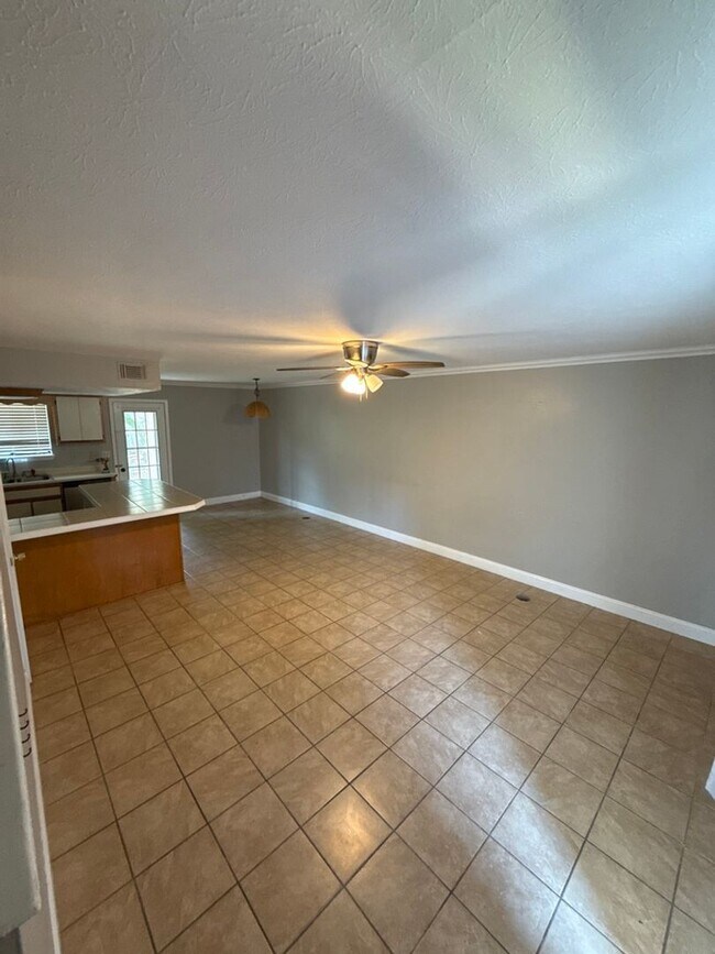 Foto del edificio - For Rent! Beautiful 2BA/1.5BR Townhome in Gulf Highlands!