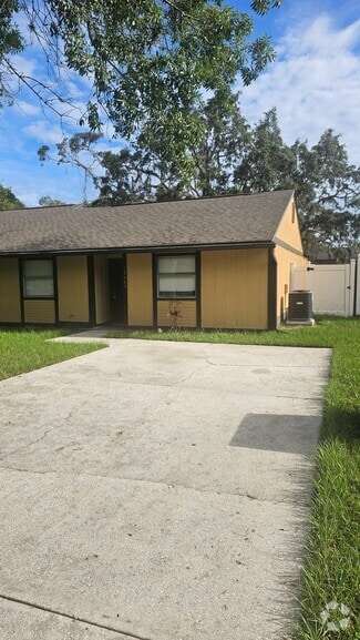 Building Photo - 12405 Shearwater Dr