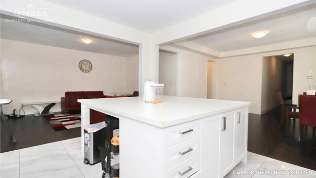 Building Photo - 1-37 Marcel Brunelle Dr