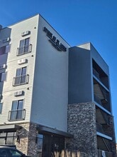 Building Photo - 1310 E St Louis St