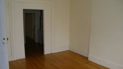 Building Photo - 590 Grand St
