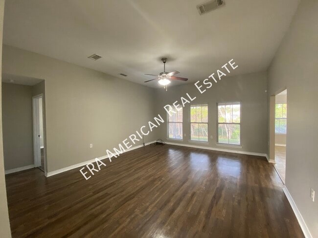 Building Photo - 2024 Bright Water Dr